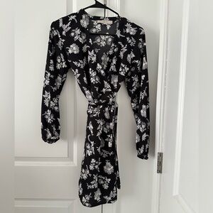 LOFT Petite Floral Flare Wrap Dress Black and White - 0P